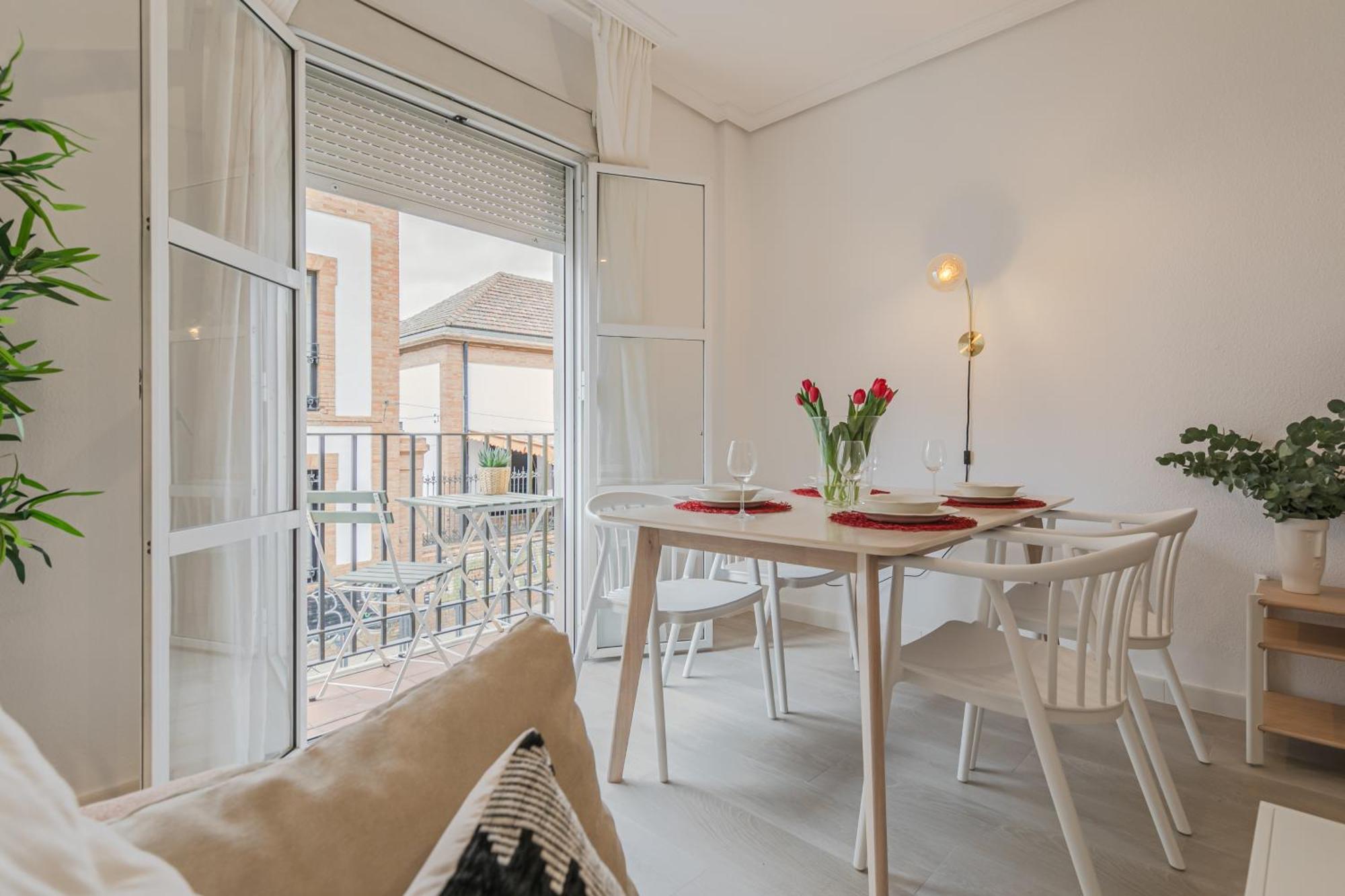 Isg Apartments Becquer Free Parking Inside The Building Sevilla Exterior foto